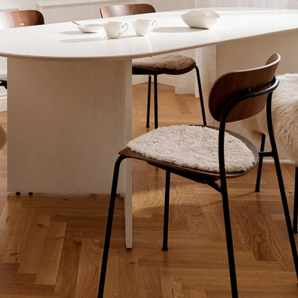 Lammfell Stuhlauflage | Kurzhaar | Neuseeland | D34 cm Mondlicht