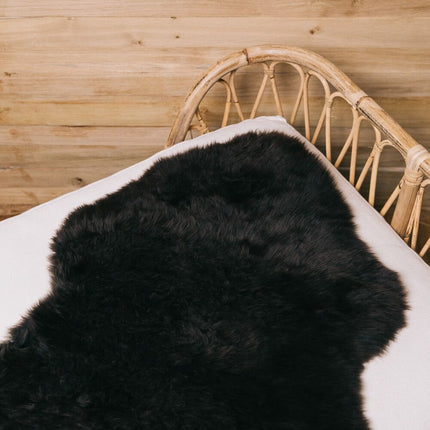 Merino Lammfell | Neuseeland | Ca. 90x60 cm Schwarz