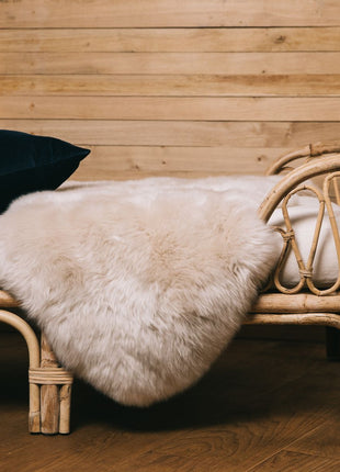 Merino Lammfell | Neuseeland | Ca. 80x50 cm Leinen