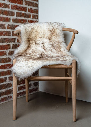 Merino Lammfell | Langhaar | ca. 100x60 cm Schwarze Spitze