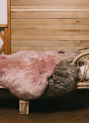 Merino Lammfell | Neuseeland | Ca. 90x60 cm Rose